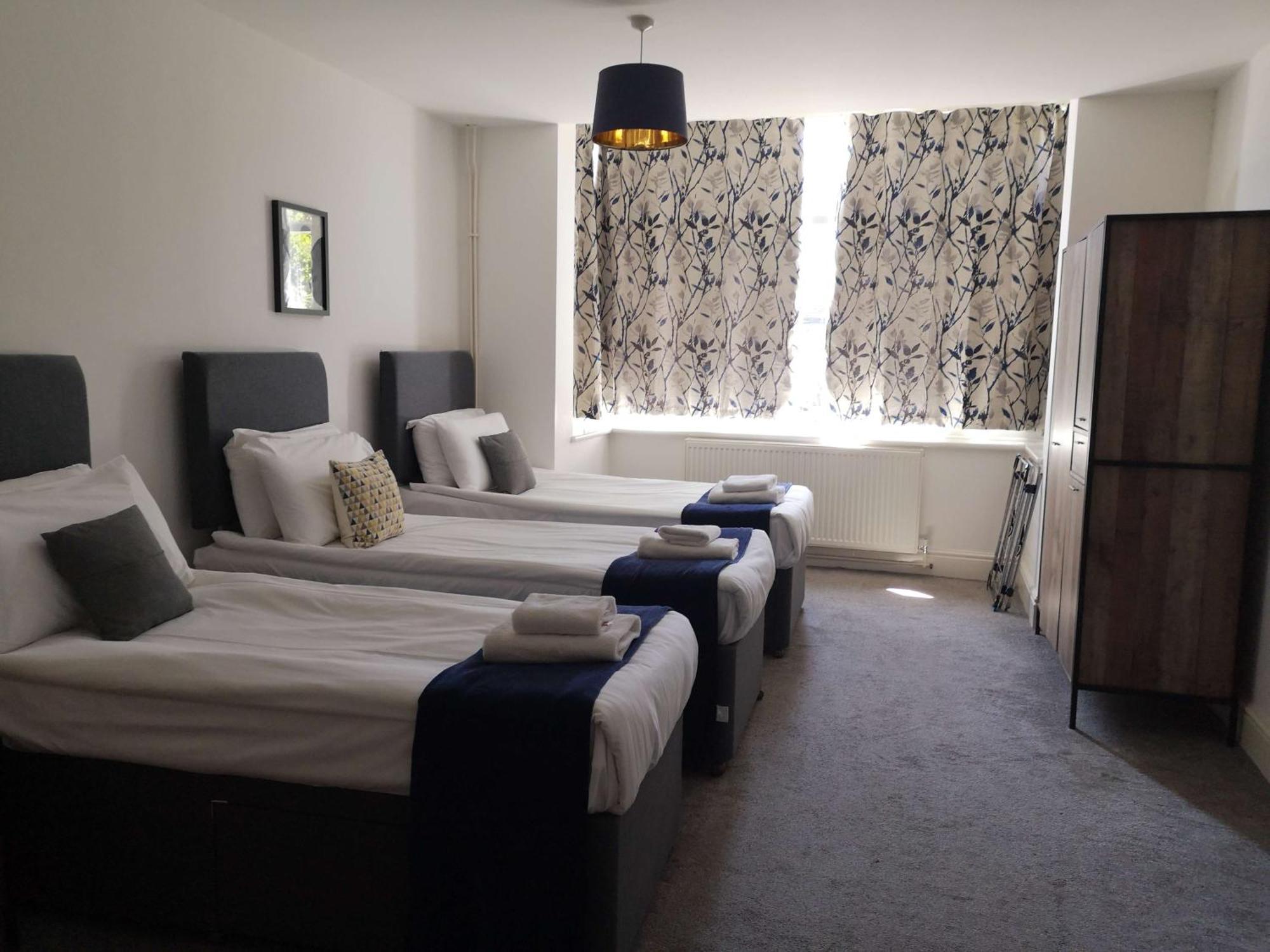 North Cambridge Guesthouse By Payman Club Ngoại thất bức ảnh